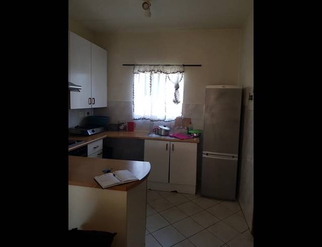 2 BEDROOM TOWNHOUSE FOR SALE IN PARKDENE